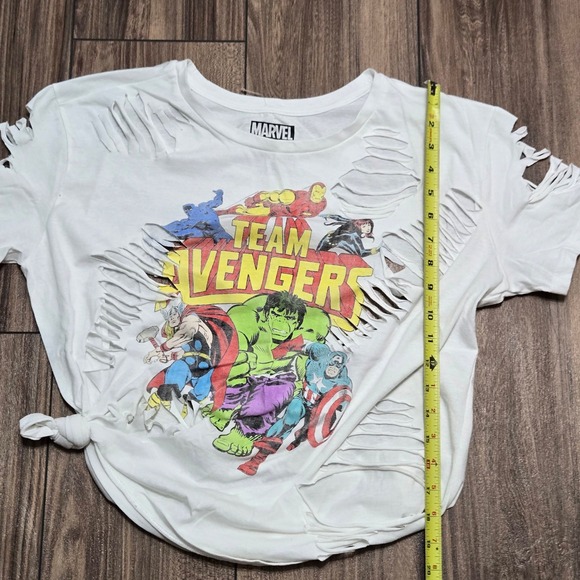 Marvel Team Avengers Distressed Shredded Graphic Tee White 2XL Fifth Sun Custom - Picture 4 of 9